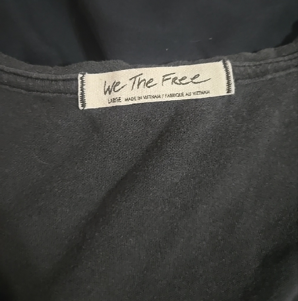 We The Free Vintage Style Dark Grey V-Neck Sleeveless Tank ๐ - Picture 2 of 7